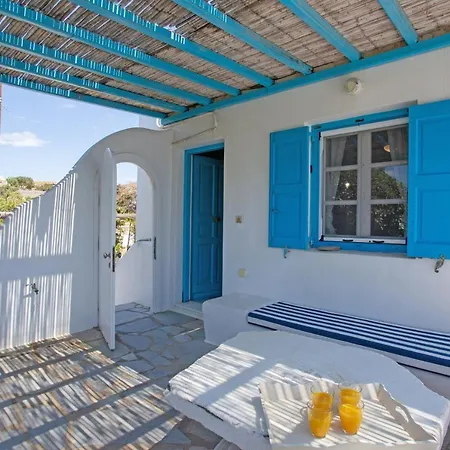 Charming 3 Bedroom Maisonette بيت للعطل *