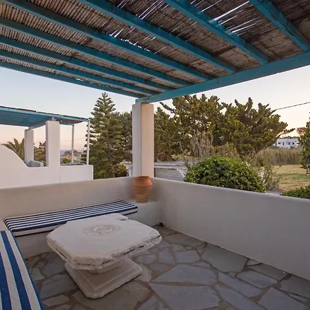بيت للعطل Charming 3 Bedroom Maisonette *