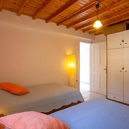 Charming 3 Bedroom Maisonette *