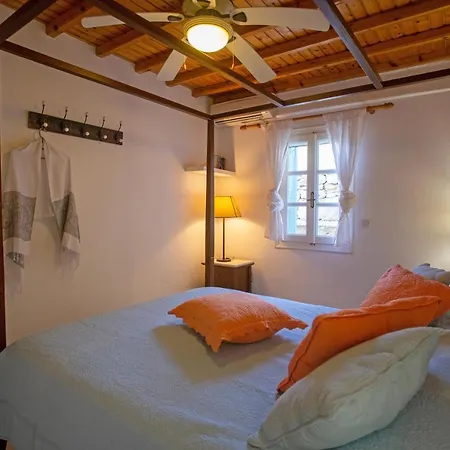 Charming 3 Bedroom Maisonette *